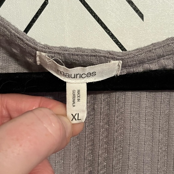 Maurices Gray Peplum Flutter Sleeve Top - Picture 7 of 9